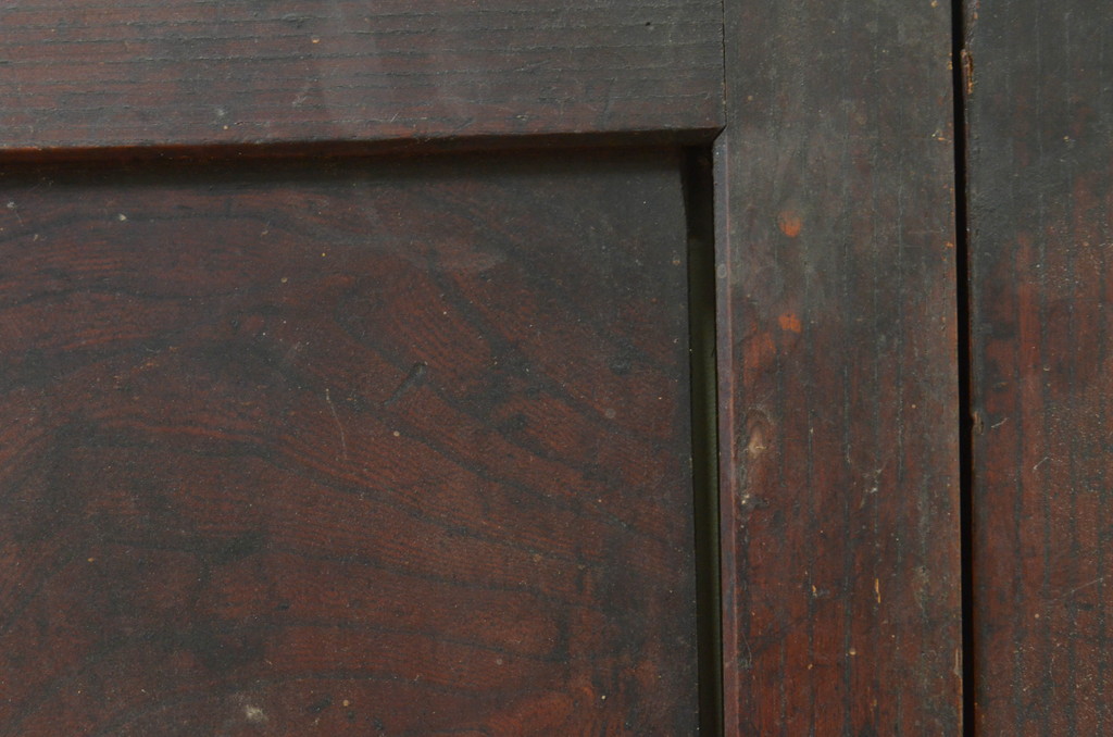 アンティーク建具　総欅(ケヤキ)材　落ち着いた和の空間を演出する小さな板戸窓2枚セット(引き戸)(R-071272)