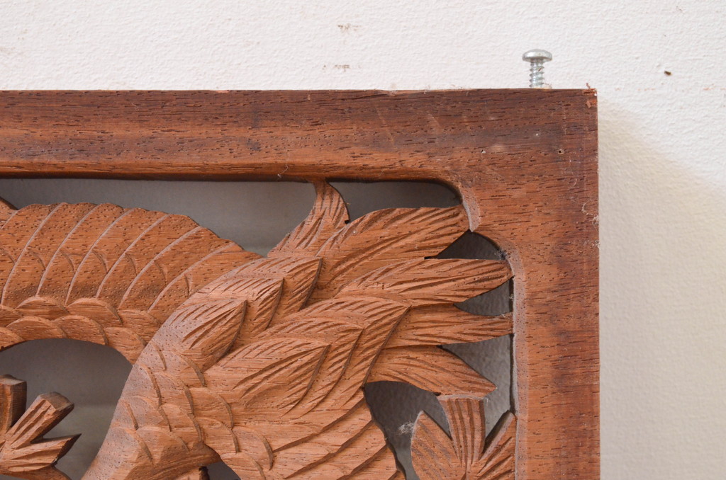 アンティーク建具　花梨(カリン)材　松と鶴の彫刻が風情を感じる両面彫刻欄間1枚(明り取り、明かり取り)(R-071534)