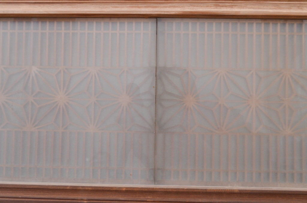 アンティーク建具　片面ガラス　上質な和の空間を演出する組子入り筬欄間1枚(明り取り、明かり取り、オサランマ、おさらんま)(R-071539)