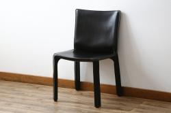 中古　Cassina(カッシーナ)　412　CAB(キャブ)　MARIO BELLINI(マリオベリーニ)　ブラック(黒)　シンプルモダンな空間づくりに活躍するアームレスチェア(ダイニングチェア、椅子、イス)(定価約24万円)(R-077577)