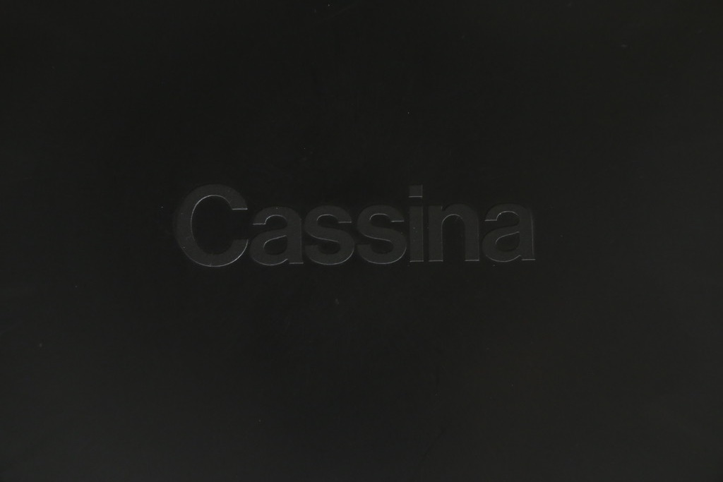 中古　Cassina(カッシーナ)　412　CAB(キャブ)　MARIO BELLINI(マリオベリーニ)　ブラック(黒)　シンプルモダンな空間づくりに活躍するアームレスチェア(ダイニングチェア、椅子、イス)(定価約24万円)(R-077577)