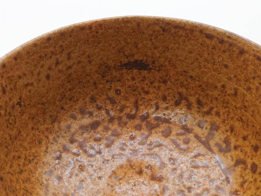伊藤陶山　いらほ　4.1寸　侘び寂びを感じる茶碗(伊羅保、いらぼ、裏印、抹茶碗、茶道具、茶器、和食器、四寸一分、共箱付き、共布付き)(R-079306)