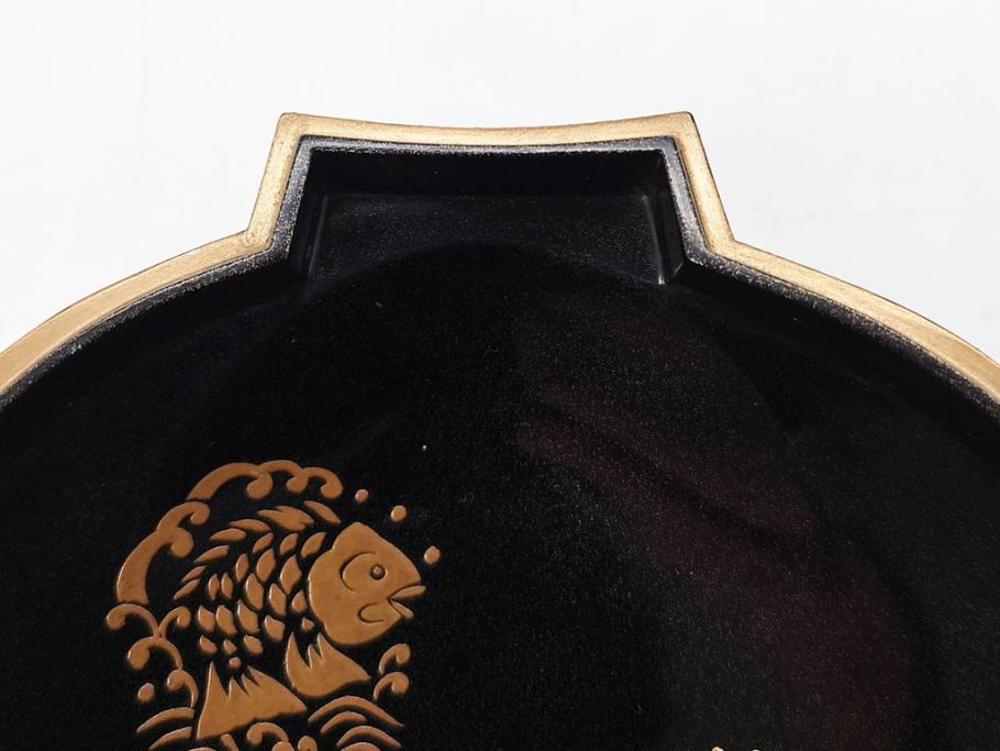 高木玉栄　荒磯　月日貝　上品な蒔絵とデザイン性に心惹かれる香合(シェル、鯛、魚、波紋、香道具、茶道具、蒔絵、木製、漆器、小物入れ、鵬雲斎書付き、共箱付き)(R-079308)