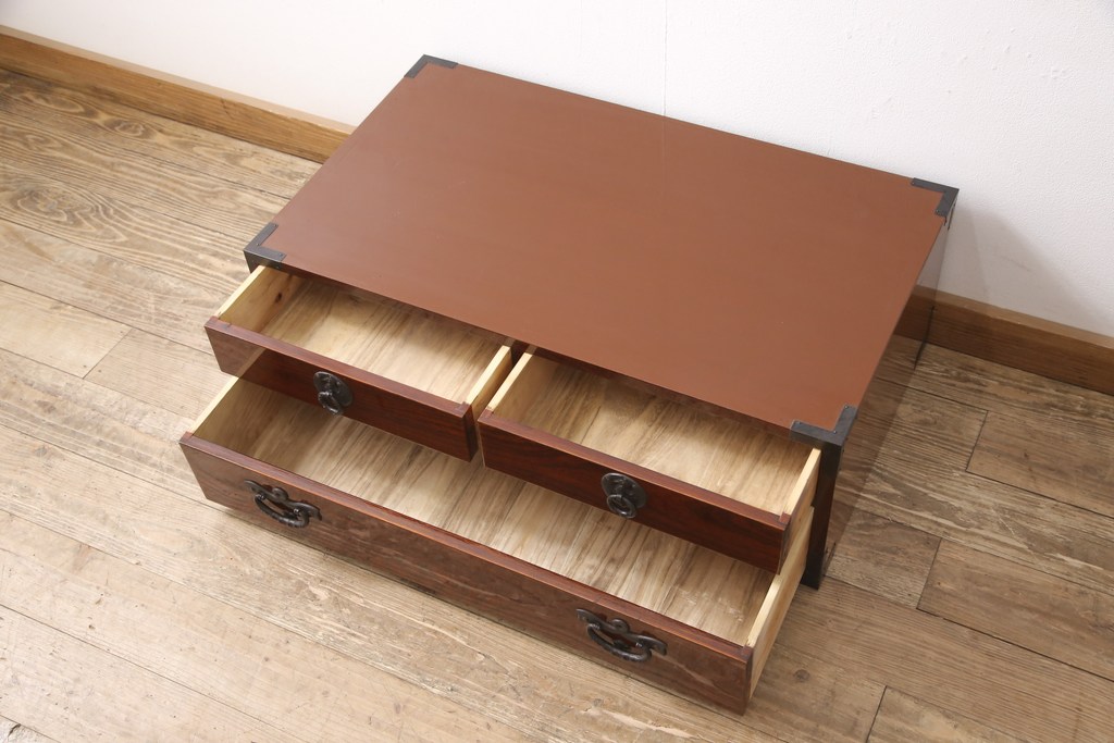 中古　特注品　木地呂塗り　珍しいデザインと漆の美しさが目を引く岩谷堂箪笥ローボード(テレビボード、引き出し、ローチェスト、たんす)(R-052724)