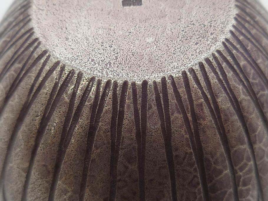 中川浄益　雲龍菊形　純銀　重量 約297g　細かなデザインが上品な建水(シルバー、茶道具、こぼし、水翻、南鐐、菊彫、花押、鵬雲斎書付き、共箱付き)(R-079311)