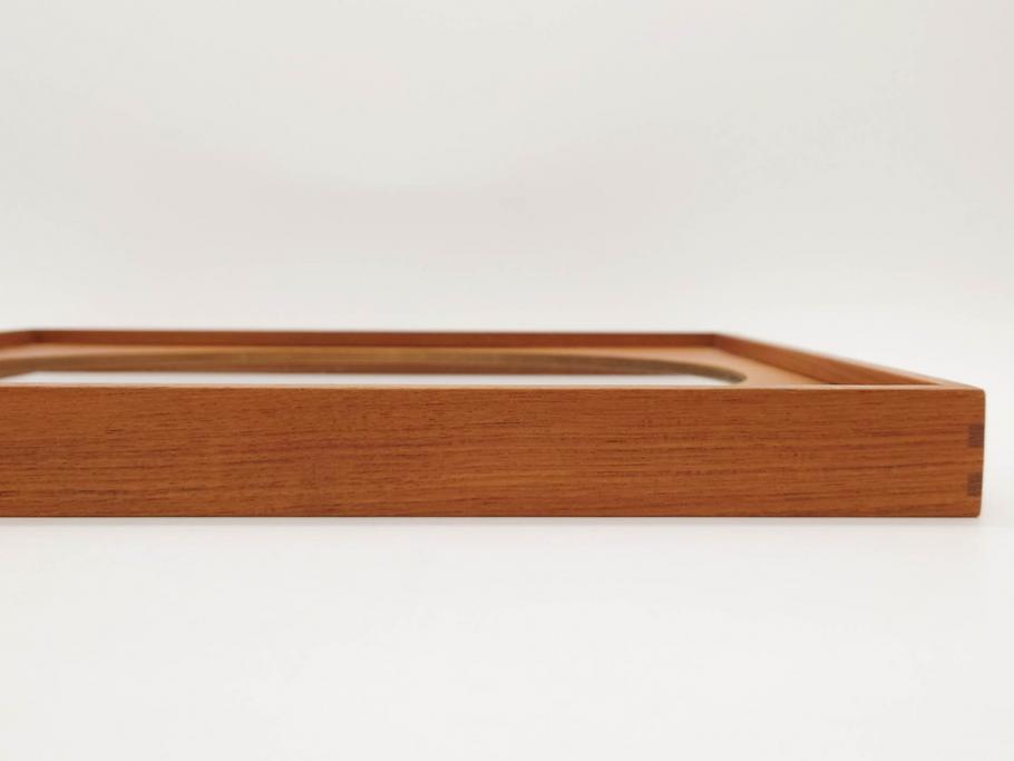 スウェーデン　GLAS MASTER MARKARYD　シンプルで木の温もり感じるミラー(壁掛け鏡、吊鏡、北欧)(R-079312)