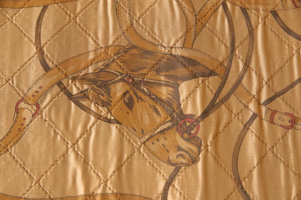 中古　GUCCI(グッチ)　Formitalia(フォルミタリア)　本革　目を惹く存在感で上質な空間づくりを叶えるレザーソファ(二人掛け、アームソファ)(定価約160万円)(R-053186)