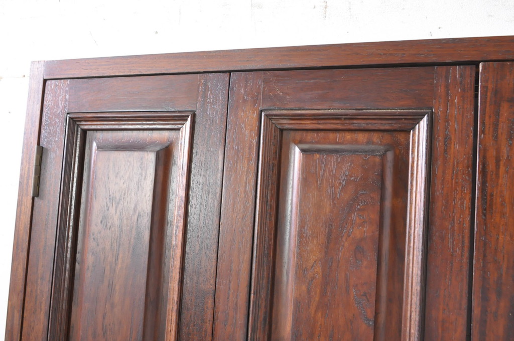 ヨーロッパビンテージ　クラシカルなデザインが素敵な枠付き折れ戸1対2枚セット(建具、木製扉、ヴィンテージ)(R-072081)