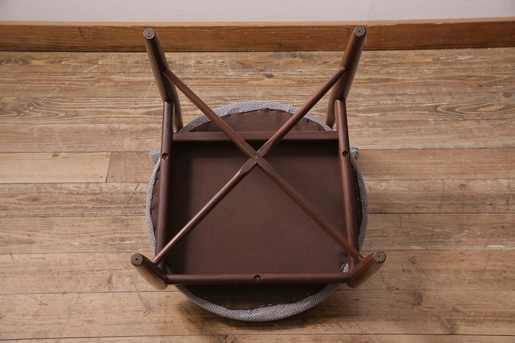 ヴィンテージ家具　北欧ビンテージ　G-PLAN(ジープラン)　Fresco(フレスコ)　チーク材　サーキュラーチェア(ダイニングチェア、椅子)(R-043977)