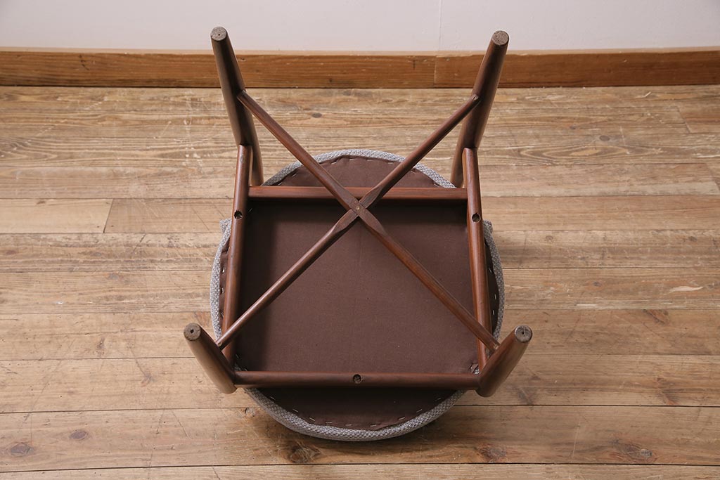 ヴィンテージ家具　北欧ビンテージ　G-PLAN(ジープラン)　Fresco(フレスコ)　チーク材　サーキュラーチェア(ダイニングチェア、椅子)(R-043975)