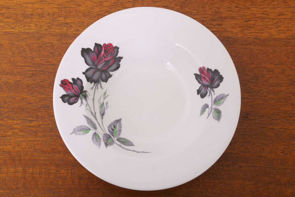 アンティーク雑貨　イギリス　Royal Albert(ロイヤルアルバート) MASQUERADE(マスカレード)シリーズ　スープボウル3枚セット(洋食器)(2)