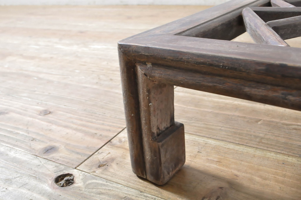 中国アンティーク　鉄刀木(タガヤサン)　透かしの凝ったデザインが魅力的なローテーブル(センターテーブル、リビングテーブル、座卓)(R-064863)