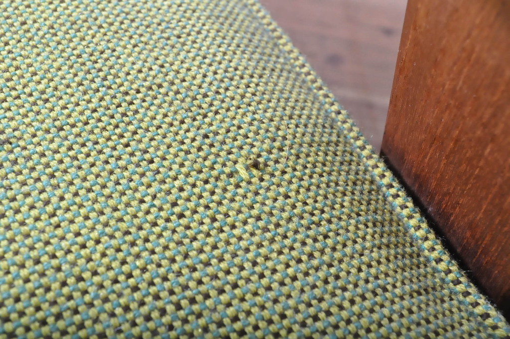和製ビンテージ　日田工芸　チーク材　鮮やかなグリーンカラーが空間のアクセントになる1人掛けソファ2脚セット(1P、一人掛け、アームチェア、椅子、イス、ヴィンテージ)(R-065807)