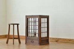 アンティーク家具　素敵な雰囲気!古い木の格子の入った引き出しガラスケース2