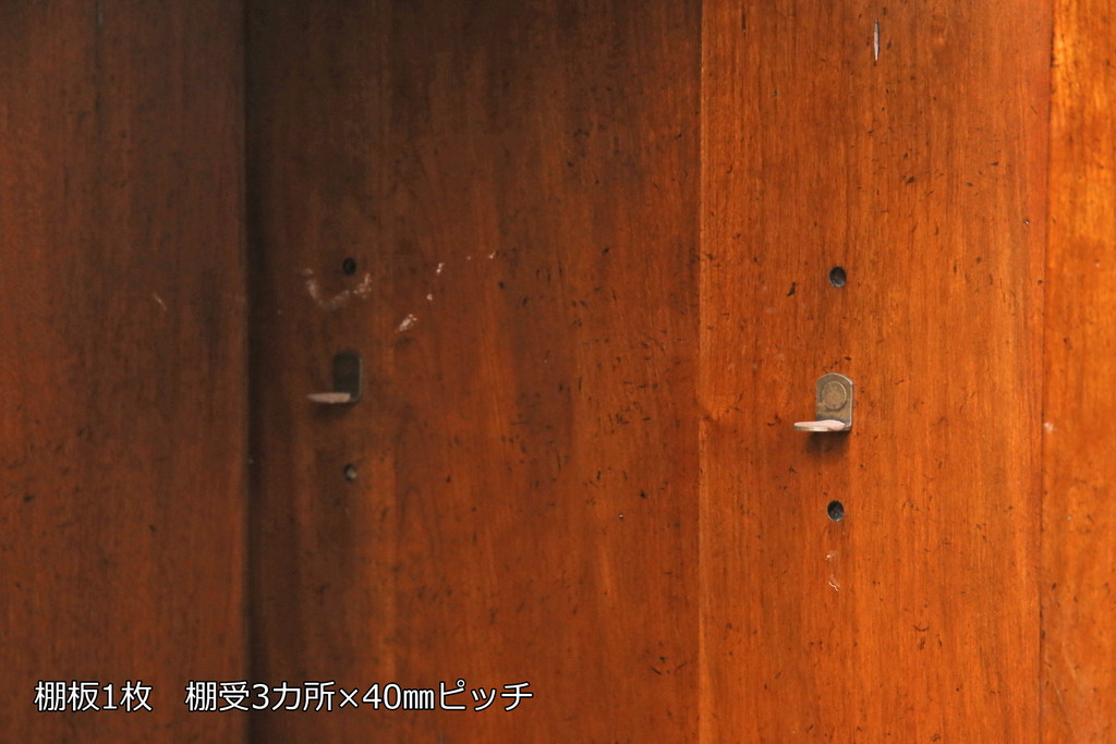 希少　中古　DREXEL HERITAGE(ドレクセルヘリテイジ)　クラシカルなデザインが魅力的なドレッサー(サイドキャビネット、鏡台、化粧台、サイドボード、サイドチェスト、引き出し)(R-055459)