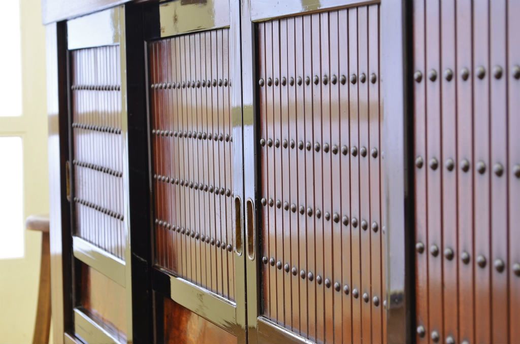 アンティーク家具　特大9尺前面欅水屋箪笥・サイドボード