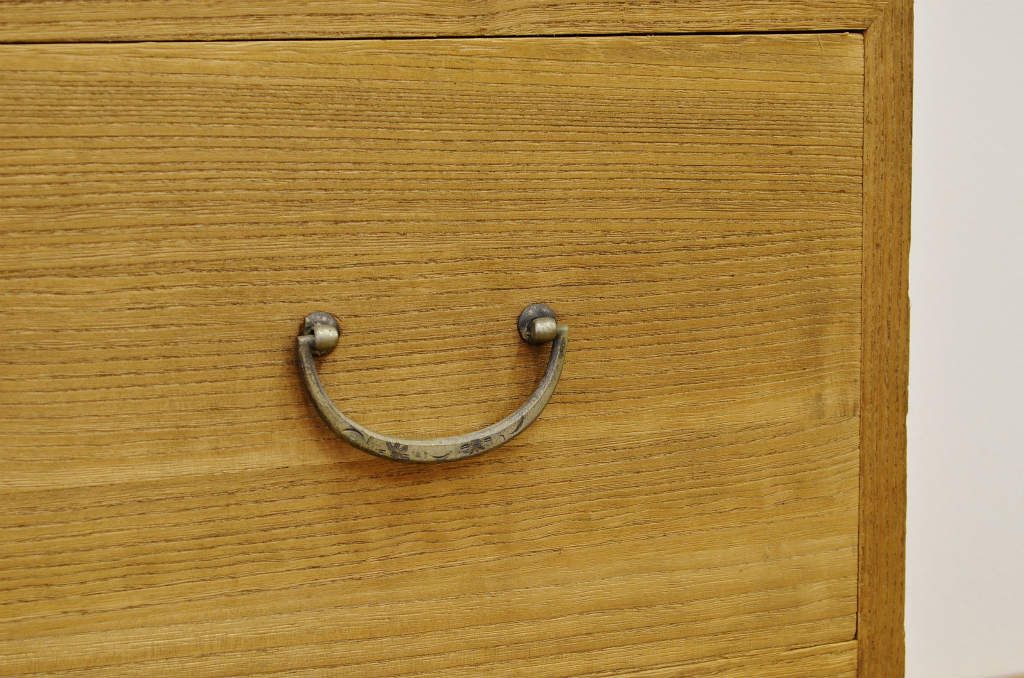 レトロ家具　◇昭和レトロ　ダイヤガラス入り重ね桐箪笥　アンティーク(桐たんす)