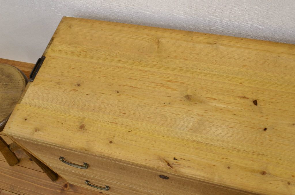 レトロ家具　◇昭和レトロ　ダイヤガラス入り重ね桐箪笥　アンティーク(桐たんす)