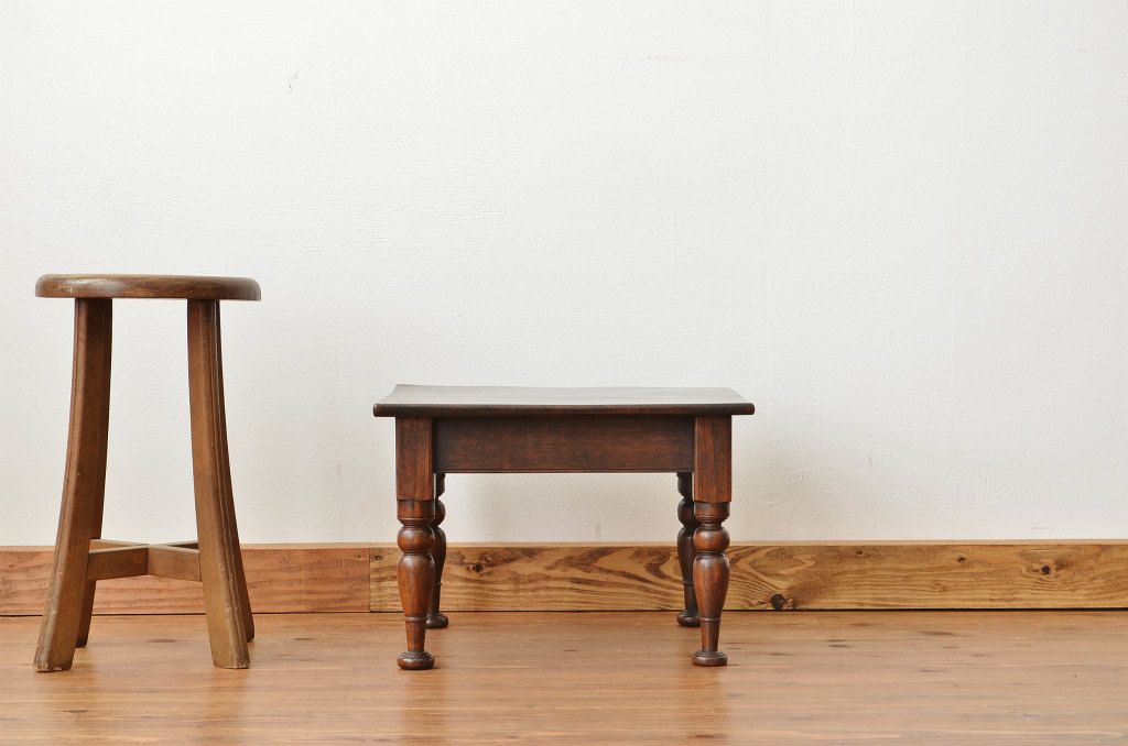 アンティーク家具　珍品希少!総欅材の小さなアンティークテーブル(座卓)