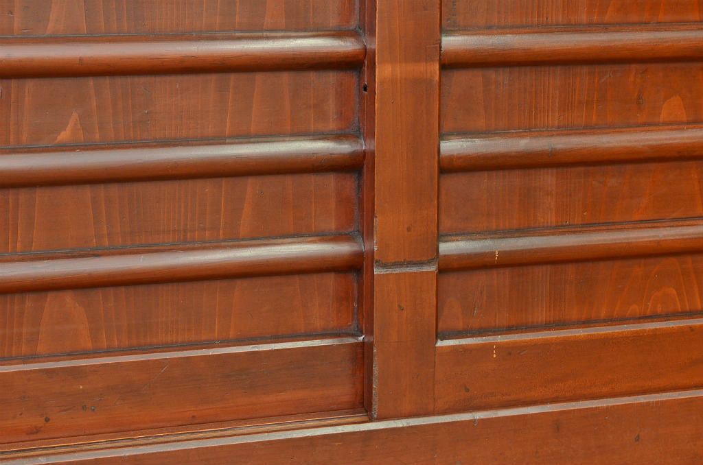 アンティーク家具　古民具 骨董 造りのとても良い変わり型水屋箪笥(のぼり付き)