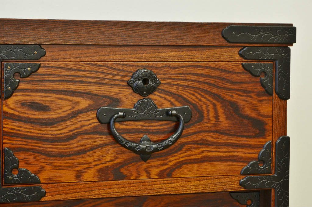 美品　中古　岩谷堂箪笥(菊幸製)　たんす