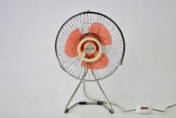アンティーク雑貨　古いサンヨー・レトロな扇風機