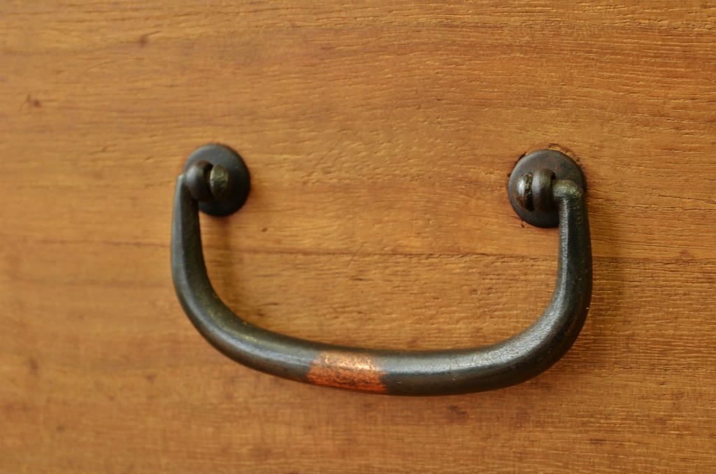 アンティーク家具　シンプルでとてもきれいな時代箪笥(アンティーク・たんす・チェスト)