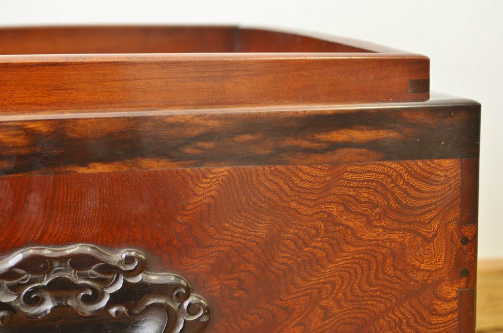 古民具　骨董　重厚な欅玉杢の長火鉢