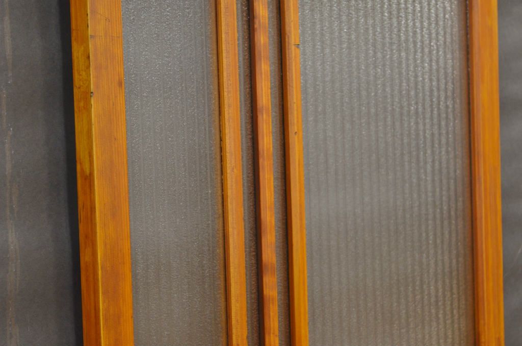 素敵なデザインの銀モールガラス入り細身のドア(扉・建具)