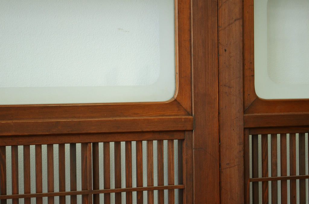 ★古民具 骨董 腰板欅の上質な格子戸(裏障子付き)3枚セット(引き戸)