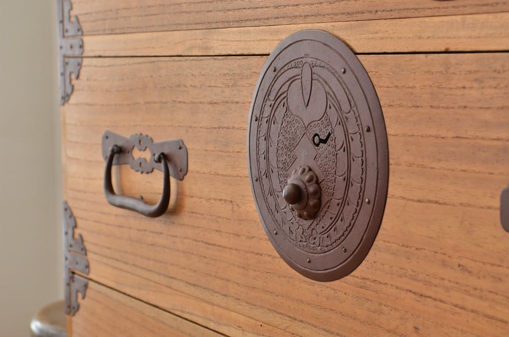 アンティーク家具　古民具・骨董 状態の良い最上箪笥(時代箪笥)