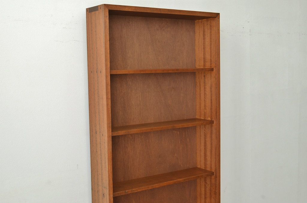 アンティーク家具　★人気の薄型!古い木の縦型飾り棚(本棚)アンティーク
