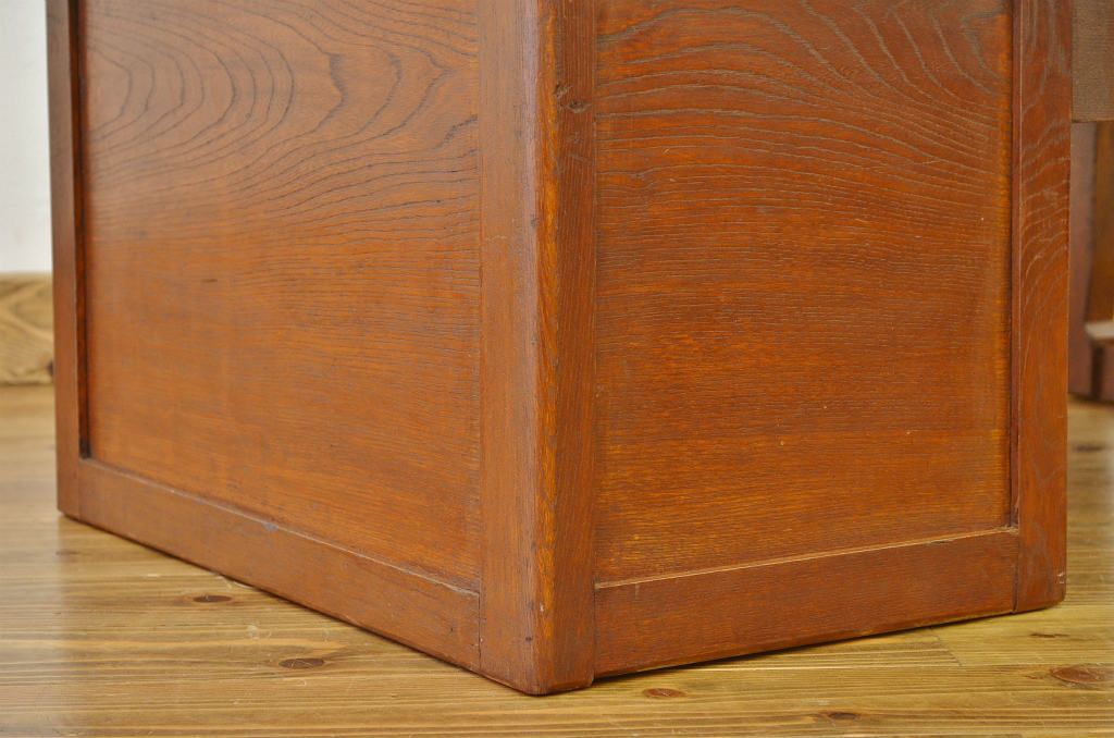 アンティーク家具　古い栓材の小ぶりな文机(片袖机・テーブル)
