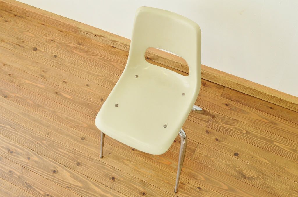 中古 Brunswick(ブランズウィック)モダンなシェルチェア(ボウリング・椅子・いす)