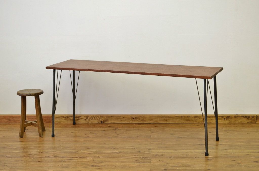 アンティーク家具　アンティーク　天板一枚板の鉄脚テーブル(作業台・デスク・机)