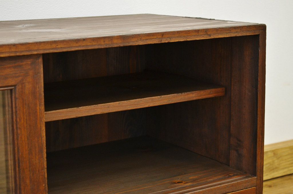 レトロ家具　昭和レトロ 古い桐製のアンティークローボード(箪笥・タンス、桐箪笥、桐たんす)