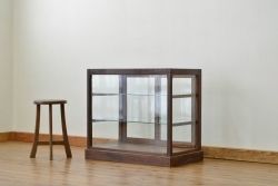 アンティーク家具　アンティーク 古い木のシンプルなガラスケース(ショーケース)