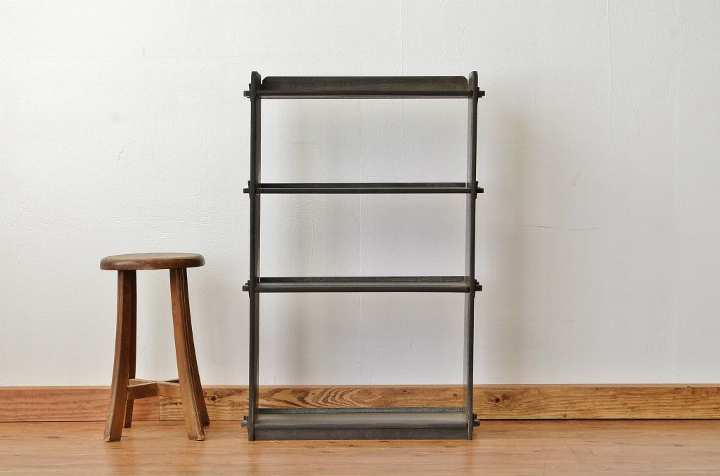レトロ家具　アンティーク 古い木のレトロな本棚(飾り棚・書棚)