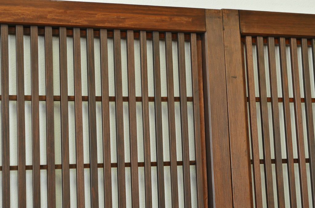 古民具・骨董　古い木の格子戸(裏障子付き)4枚セット