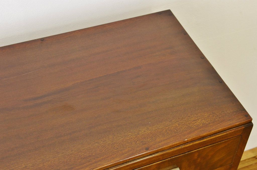 レトロ家具　昭和レトロ 重厚なアンティークチェスト(引き出し・ドロワー)
