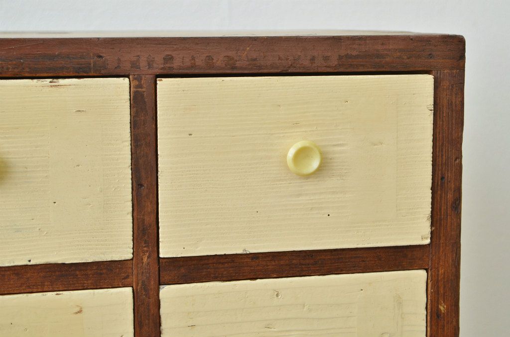 レトロ家具　昭和レトロ かわいいペイントのモールガラス収納棚(鉄脚付き)引き出し