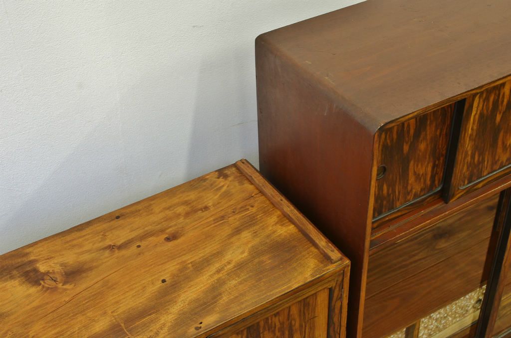 レトロ家具　☆昭和レトロ シックな重ね茶箪笥