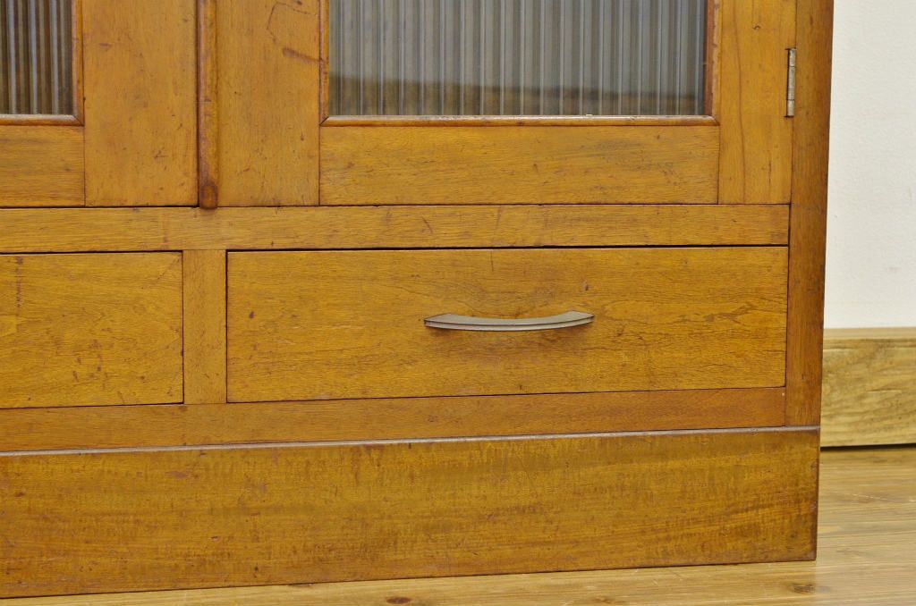 レトロ家具　アンティーク シンプルなモールガラスの引き出し付き本箱(収納棚)昭和レトロ