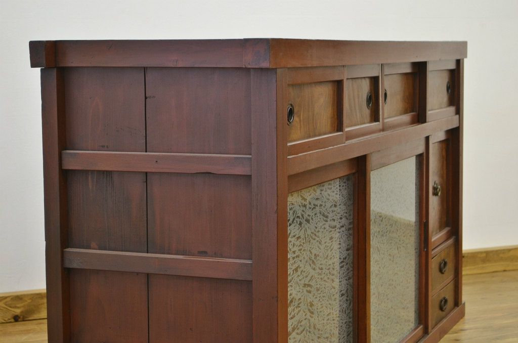 アンティーク家具　古い木の結霜ガラス水屋箪笥サイドボード?