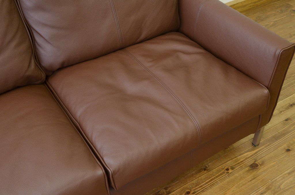 中古 極美品 定価38万　アイラーセン(eilersen)本革張りソファストリームライン特注品アクタス