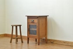 アンティーク家具　ダイヤガラスの引き出し付きサイドデスク(作業台・収納棚)