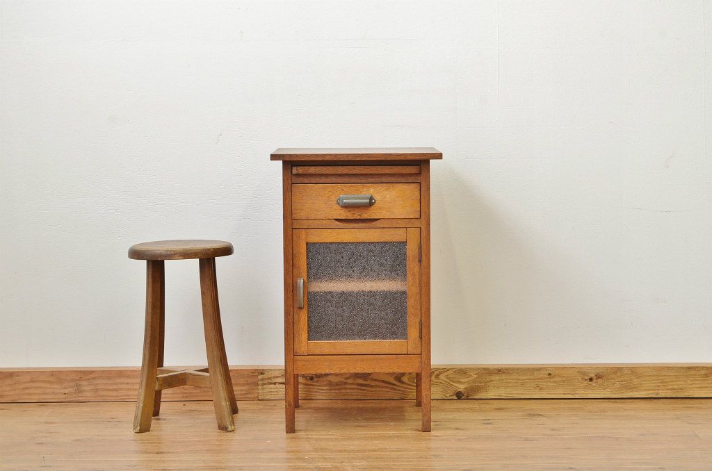 アンティーク家具　ダイヤガラスの引き出し付きサイドデスク(作業台・収納棚)