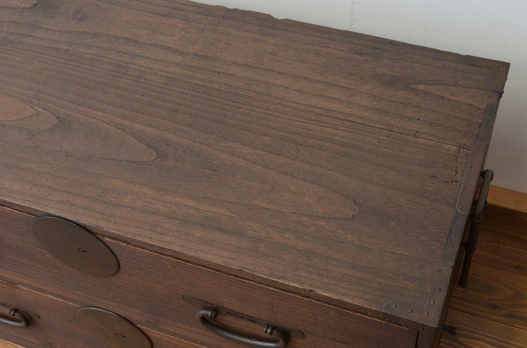 アンティーク家具　☆アンティーク 上下重ねのシックな時代箪笥