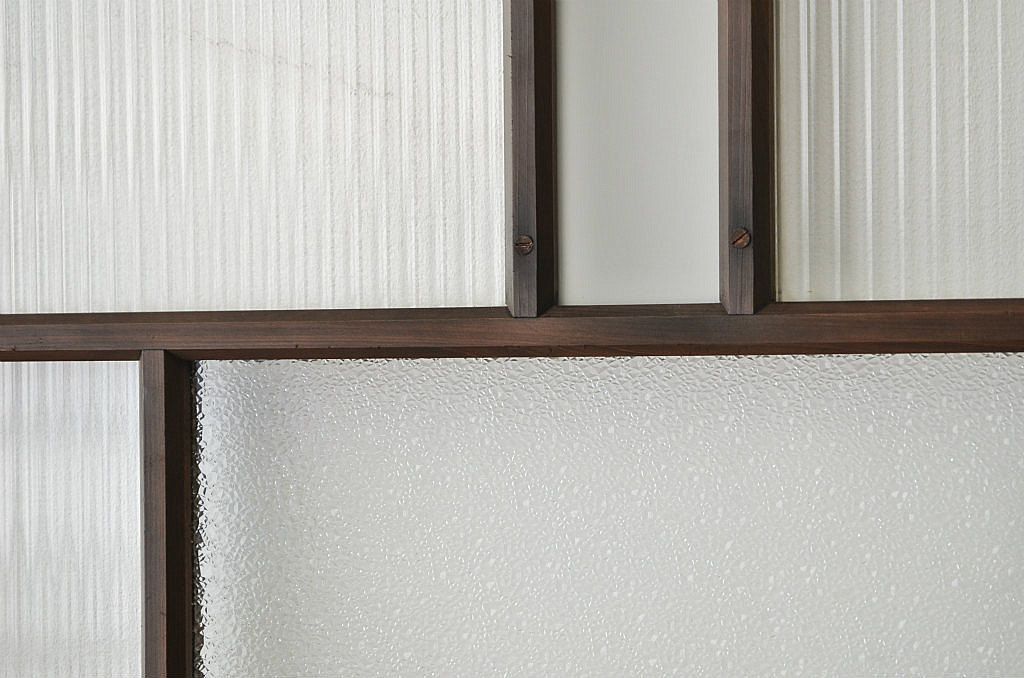 古民具・骨董 腰板欅の色ガラス入り高級引き戸3枚セット(建具・ガラス戸)