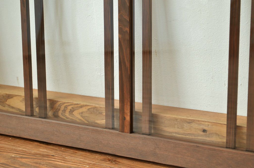 アンティーク　古い木のシンプルで小さな引き戸2枚セット(明り取り・建具)